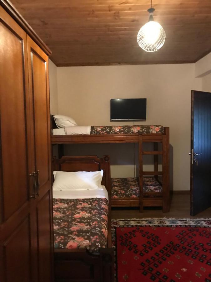 A Pousada Bujtina Hader Xhebro Tepelene Exterior foto