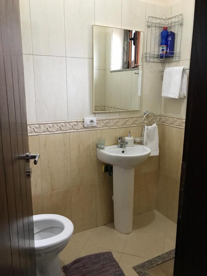 A Pousada Bujtina Hader Xhebro Tepelene Exterior foto