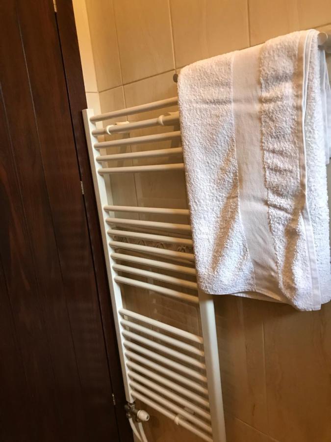 A Pousada Bujtina Hader Xhebro Tepelene Exterior foto